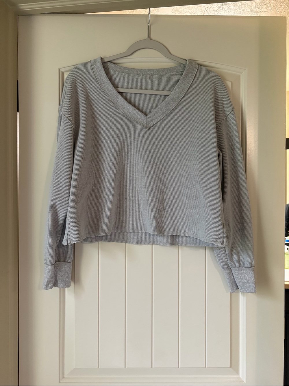 Ribbed Cropped V Neck Sweater